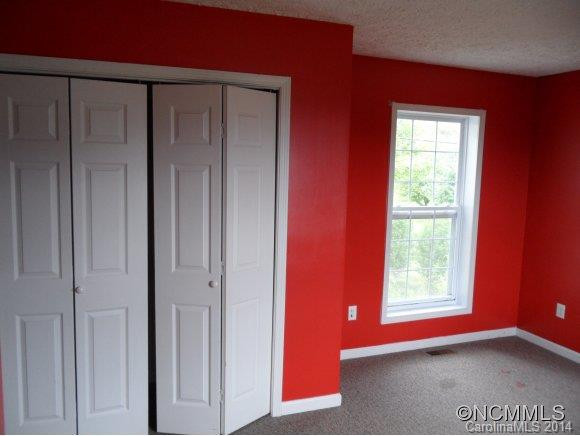 446 Orchard Drive - Photo 9