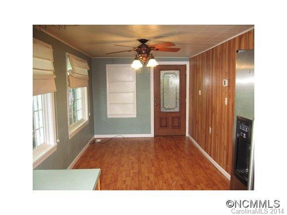 707 Spring Street - Photo 4