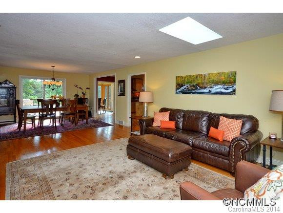 161 Windsor Road - Photo 5