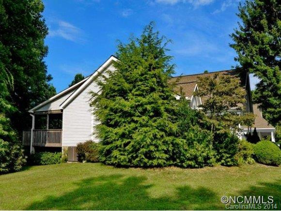 108 CARRIAGE WALK LANE - Photo 19