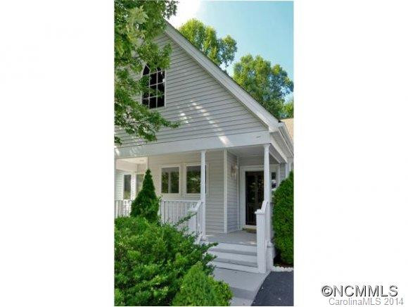 108 CARRIAGE WALK LANE - Photo 3