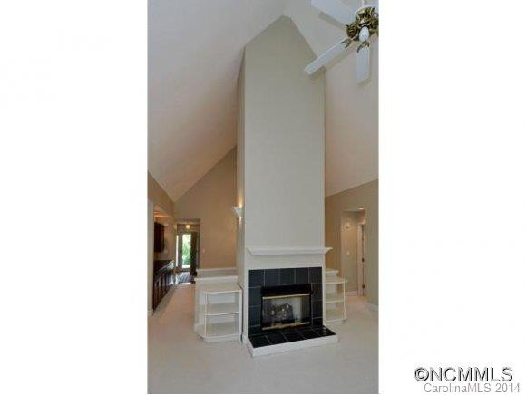 108 CARRIAGE WALK LANE - Photo 7