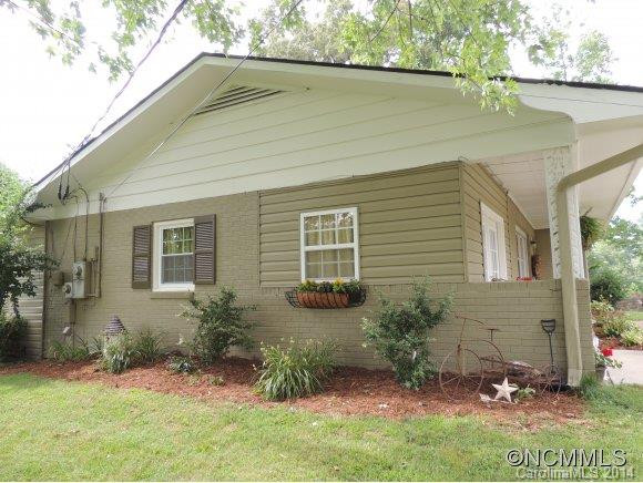 113 N Pinecrest Lane - Photo 15