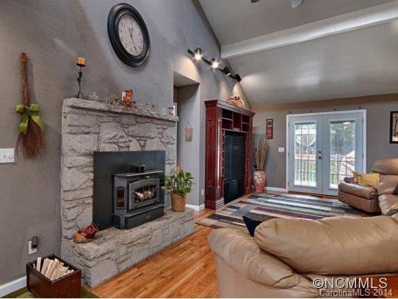 651 MONTE VISTA ROAD - Photo 4