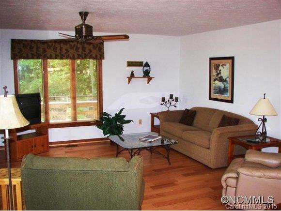 147 Laurel Lane - Photo 5