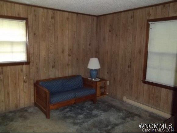 110 Robin Street - Photo 11