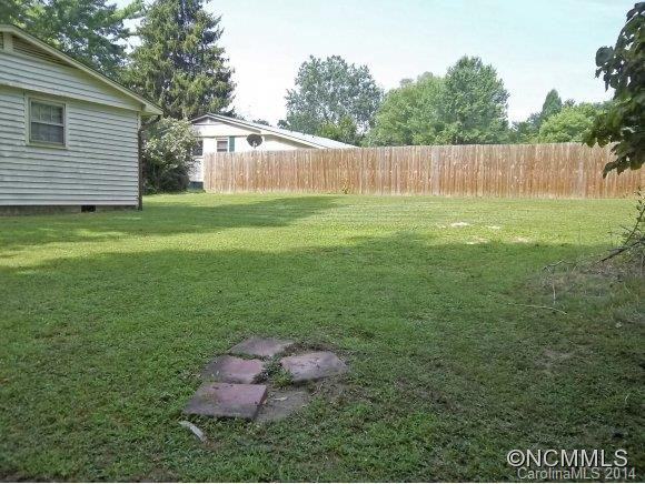 110 Robin Street - Photo 16