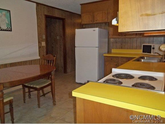 110 Robin Street - Photo 7