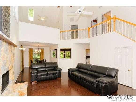 405 Greenstone Lane - Photo 3