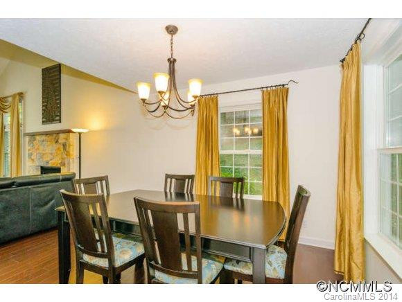 405 Greenstone Lane - Photo 6
