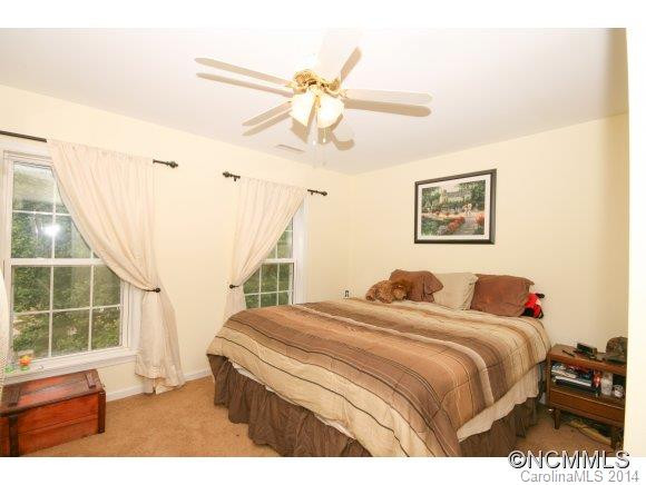 8 Capitol Hill Lane - Photo 14