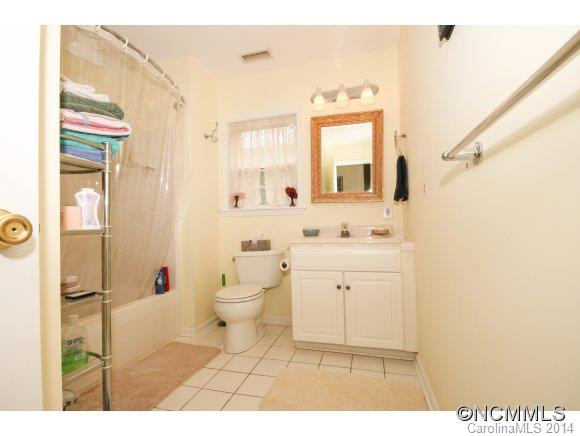 8 Capitol Hill Lane - Photo 15