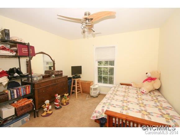 8 Capitol Hill Lane - Photo 16