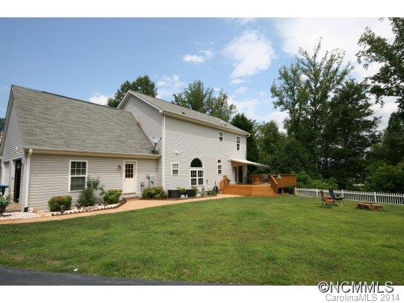 8 Capitol Hill Lane - Photo 3