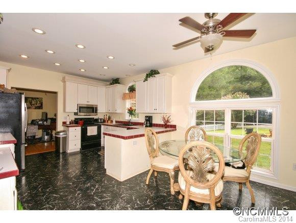 8 Capitol Hill Lane - Photo 6