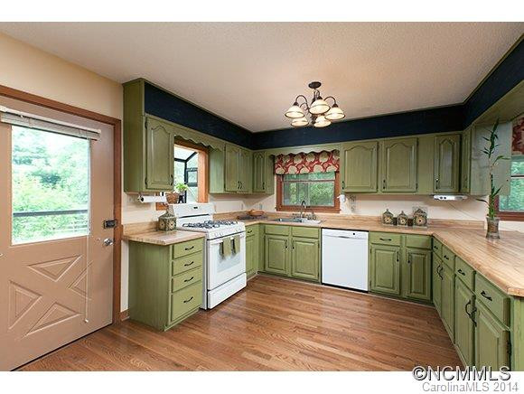 145 Valley Green Drive - Photo 15