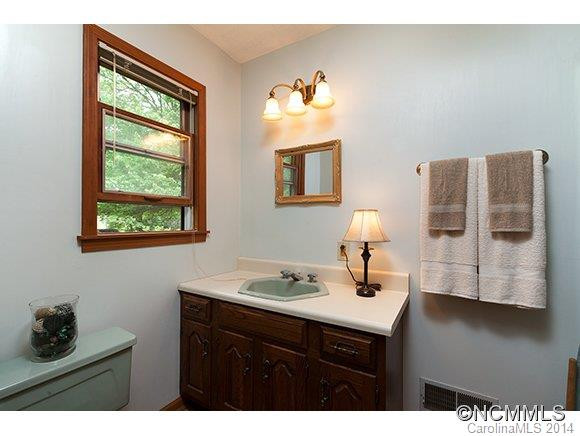 145 Valley Green Drive - Photo 20