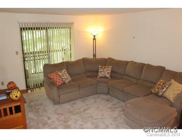 2204 Abbey Circle - Photo 7