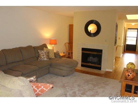 2204 Abbey Circle - Photo 8
