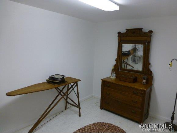 32 Mountain Springs Lane - Photo 14