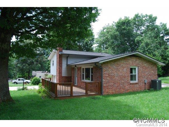 28 Goldmont Street - Photo 11