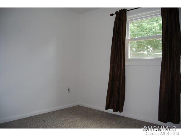28 Goldmont Street - Photo 6