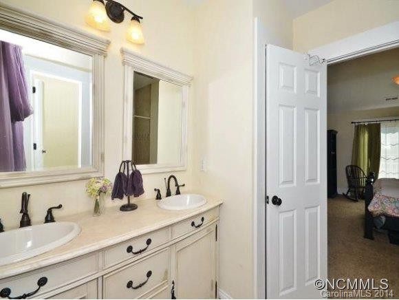 645 TERRACE DRIVE - Photo 10