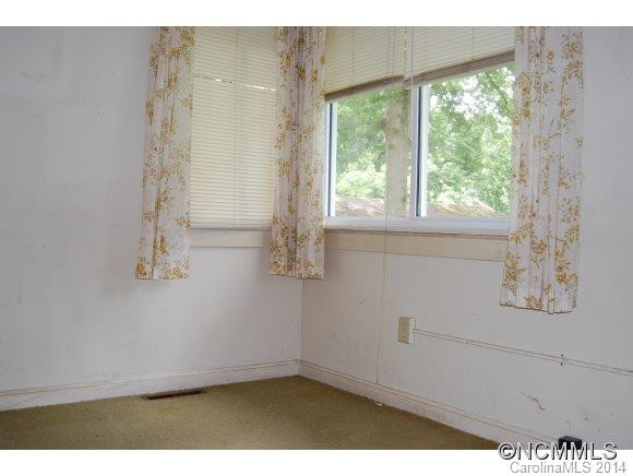 24 Goldmont Street - Photo 4