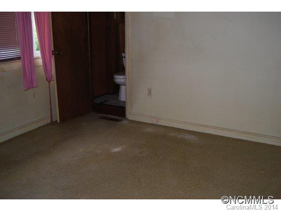 24 Goldmont Street - Photo 5