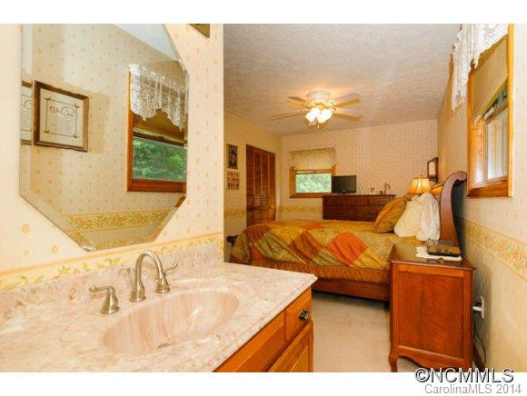 2 Lake Ridge Drive - Photo 14