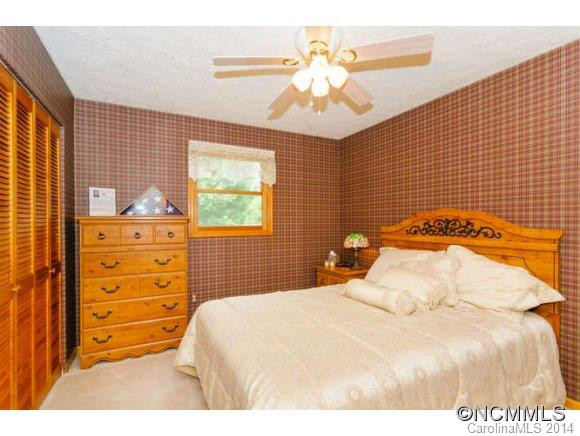 2 Lake Ridge Drive - Photo 15
