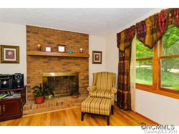 2 Lake Ridge Drive - Photo 3