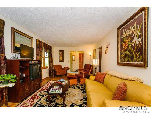 2 Lake Ridge Drive - Photo 4
