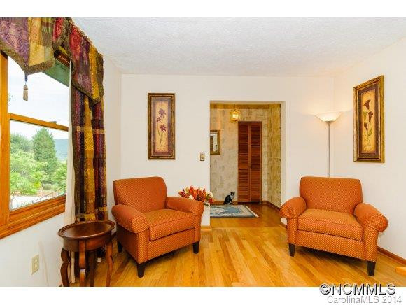 2 Lake Ridge Drive - Photo 5