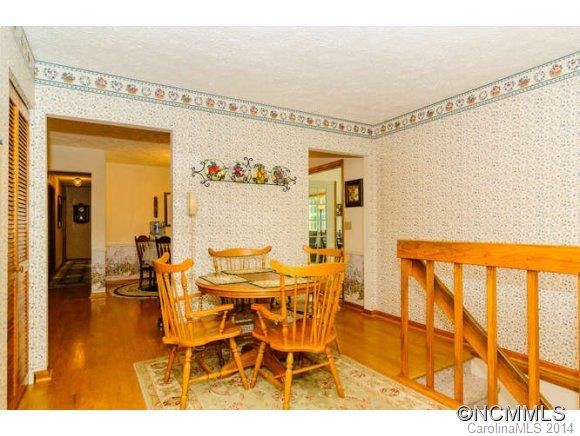 2 Lake Ridge Drive - Photo 8
