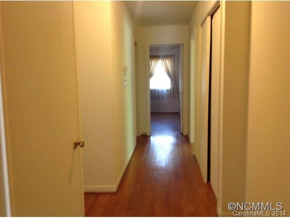 6 Chateau Place - Photo 12