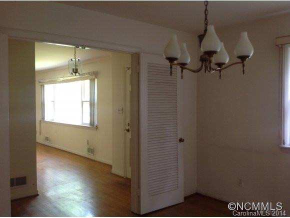 6 Chateau Place - Photo 7