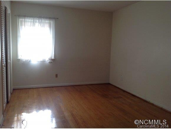 6 Chateau Place - Photo 10