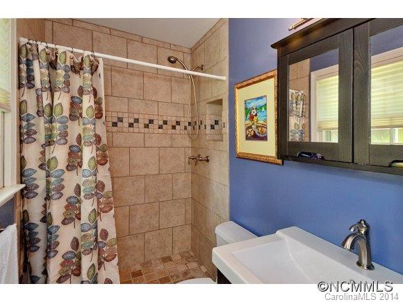 212 Timberlane Drive - Photo 10