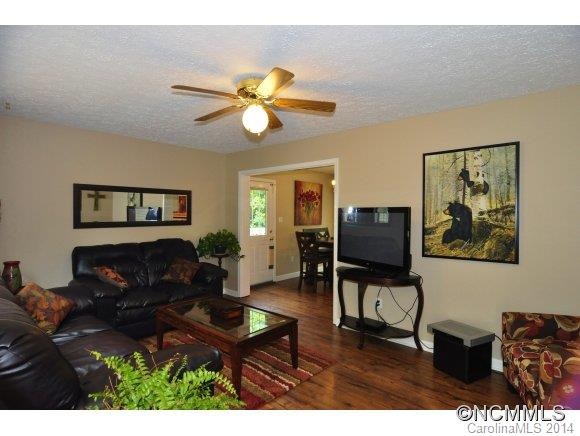 11 Pickens Lane - Photo 3