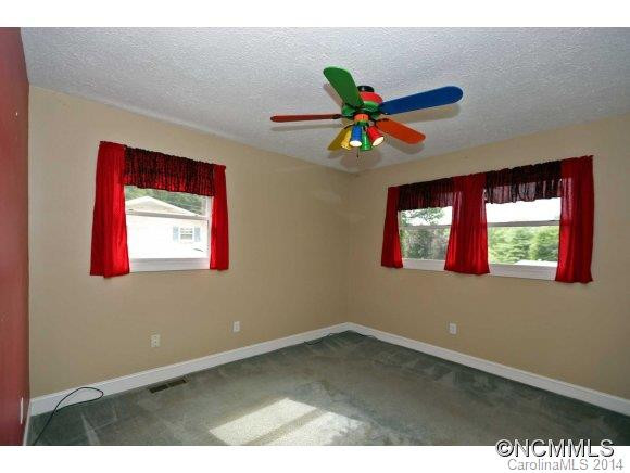 332 Auburn Park Drive - Photo 13