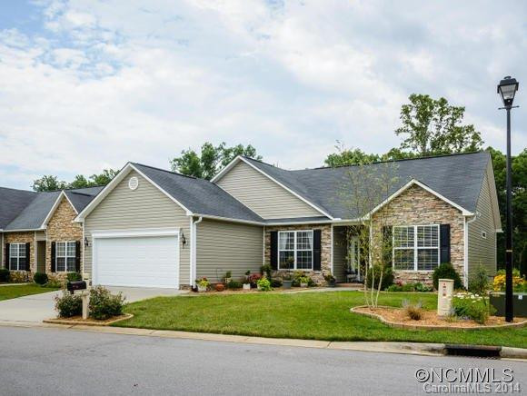 7 Hollow Crest Way - Photo 2