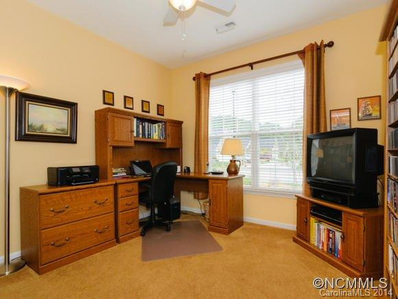 7 Hollow Crest Way - Photo 12