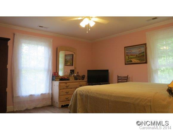 390 North Country Club Road - Photo 17