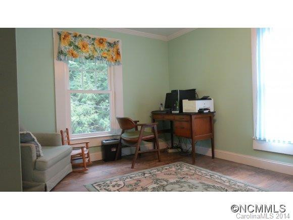 390 North Country Club Road - Photo 18