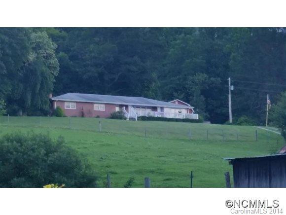 615 Indian Creek Road - Photo 2