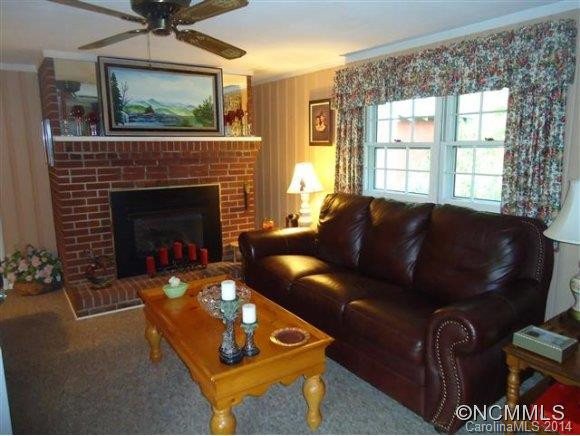 615 Indian Creek Road - Photo 11