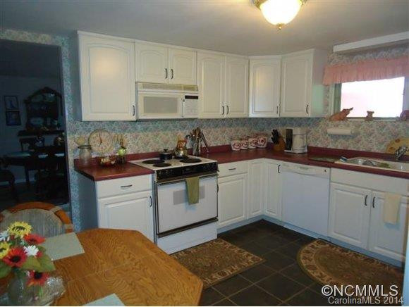 615 Indian Creek Road - Photo 12