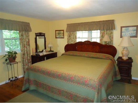 615 Indian Creek Road - Photo 15