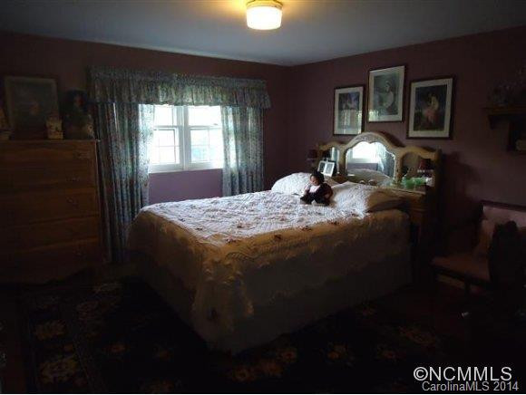 615 Indian Creek Road - Photo 16